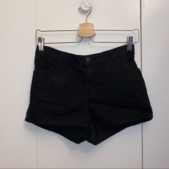 High-Waisted Shorts - Picture 1 of 2